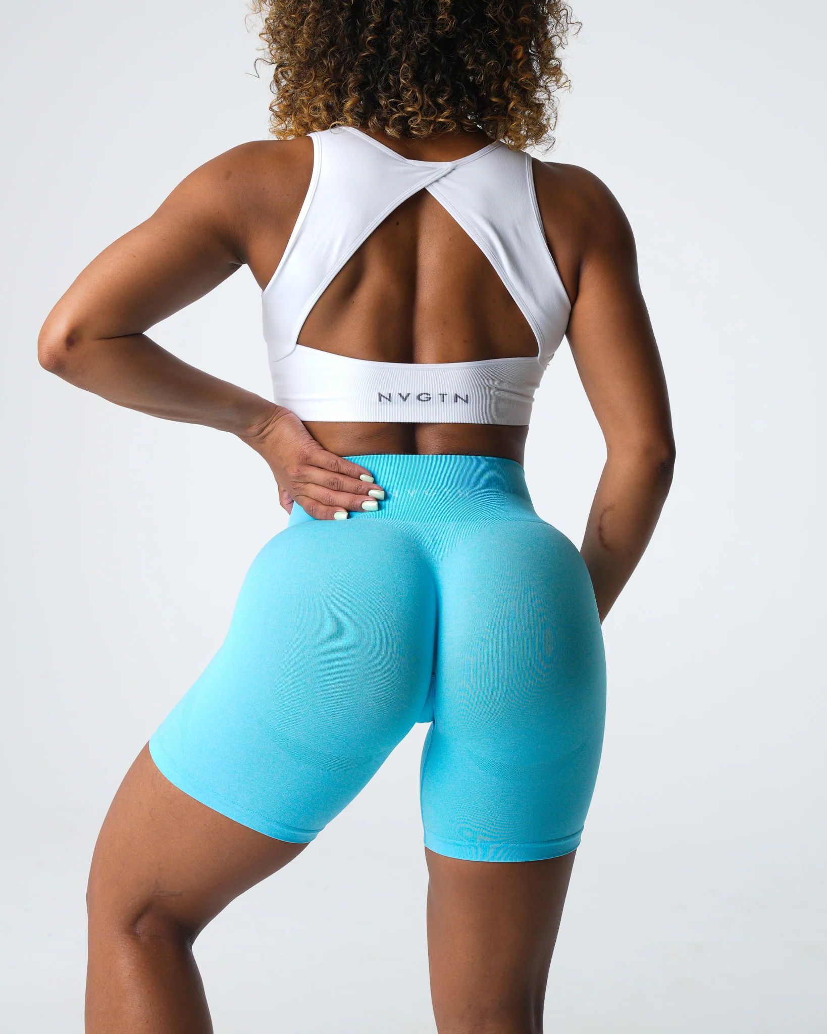 Aqua Contour Seamless Shorts - Image 2