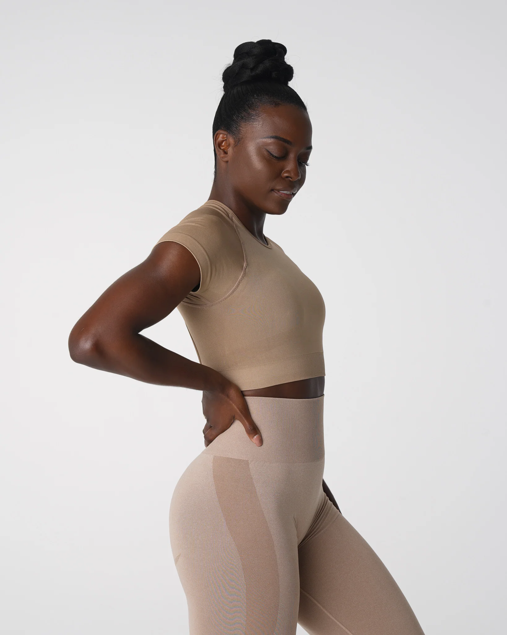 Beige Vortex Seamless Bra Top - Image 4