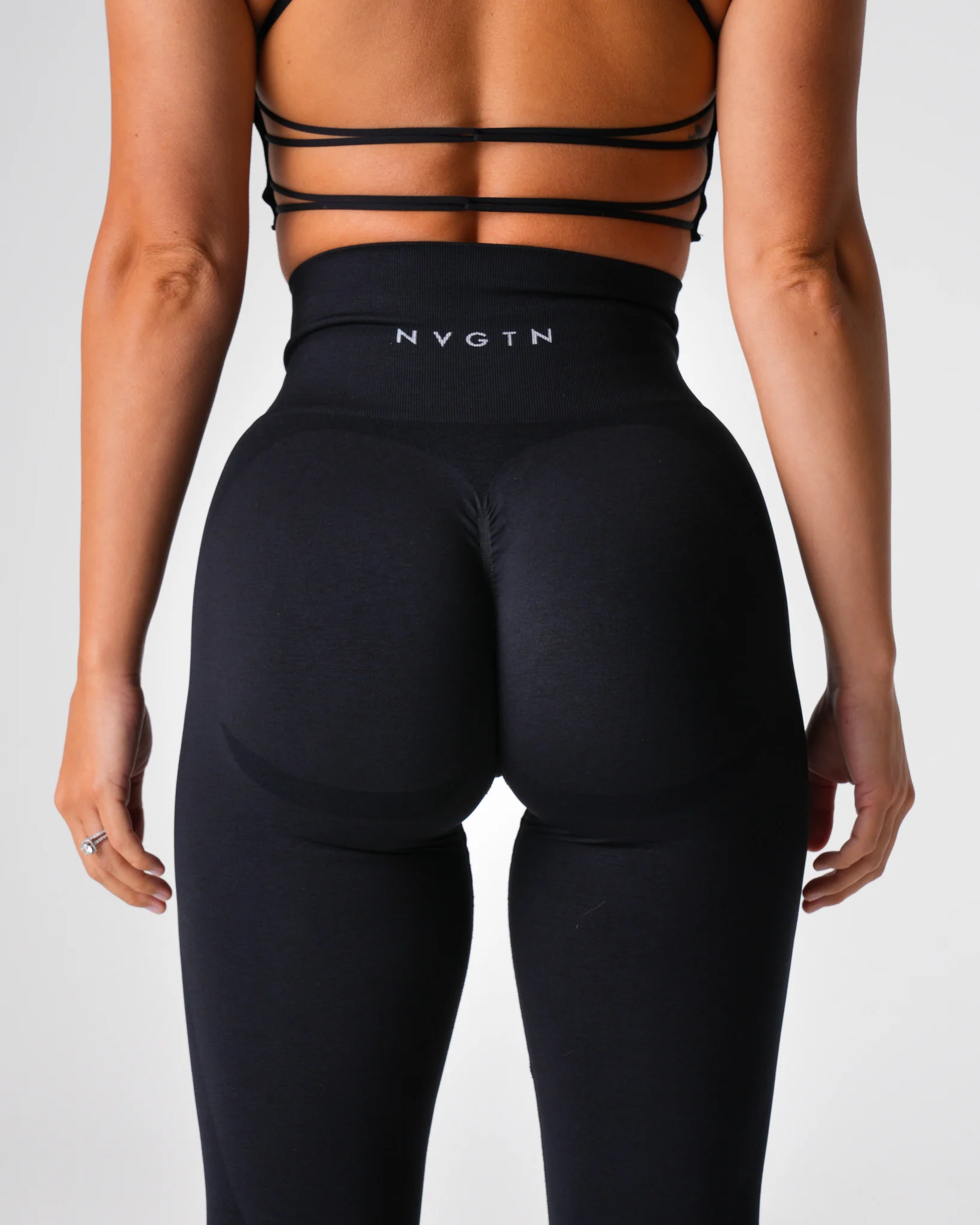 Black Contour 2.0 Seamless Leggings - Image 2