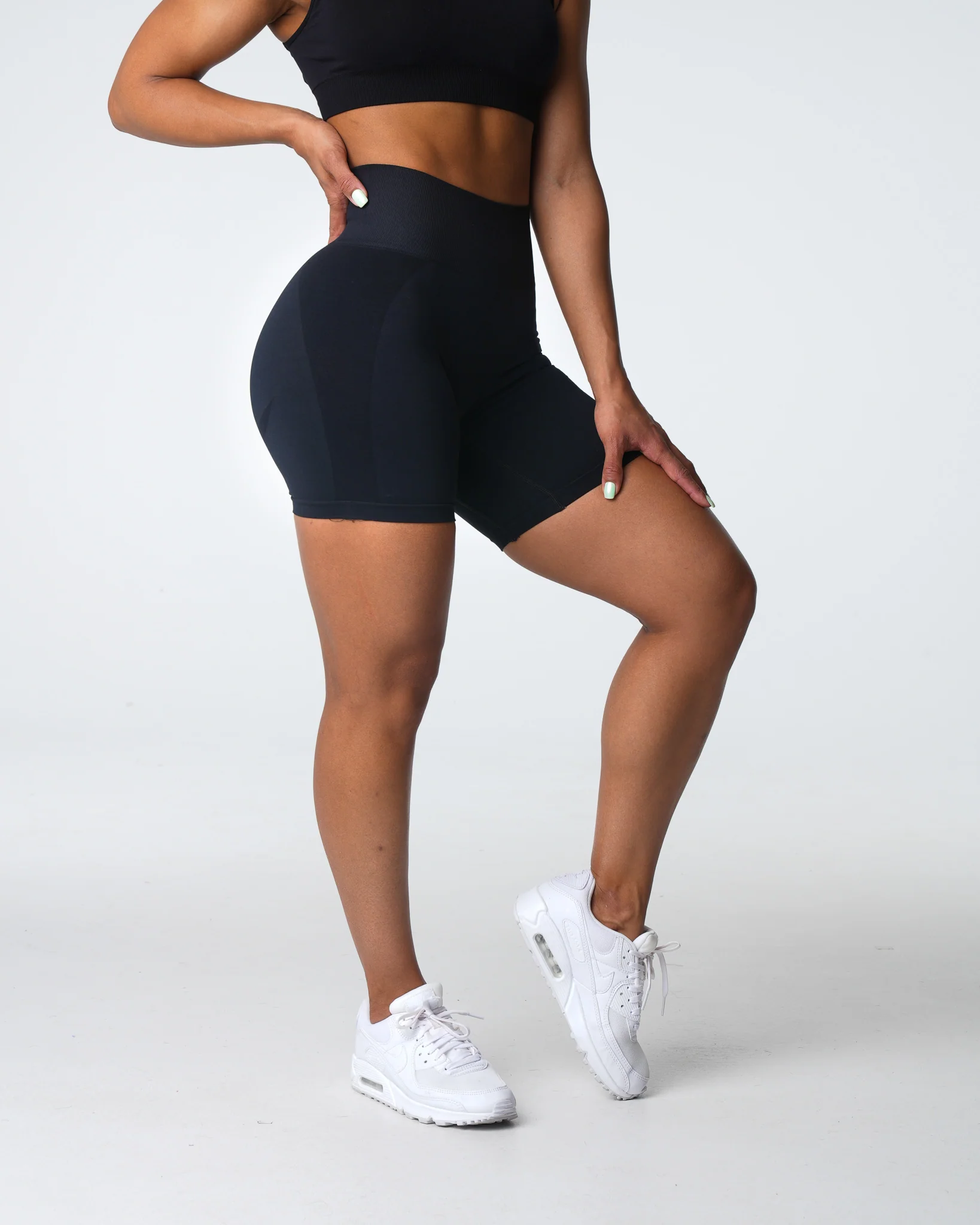 Black Contour 2.0 Seamless Shorts - Image 4
