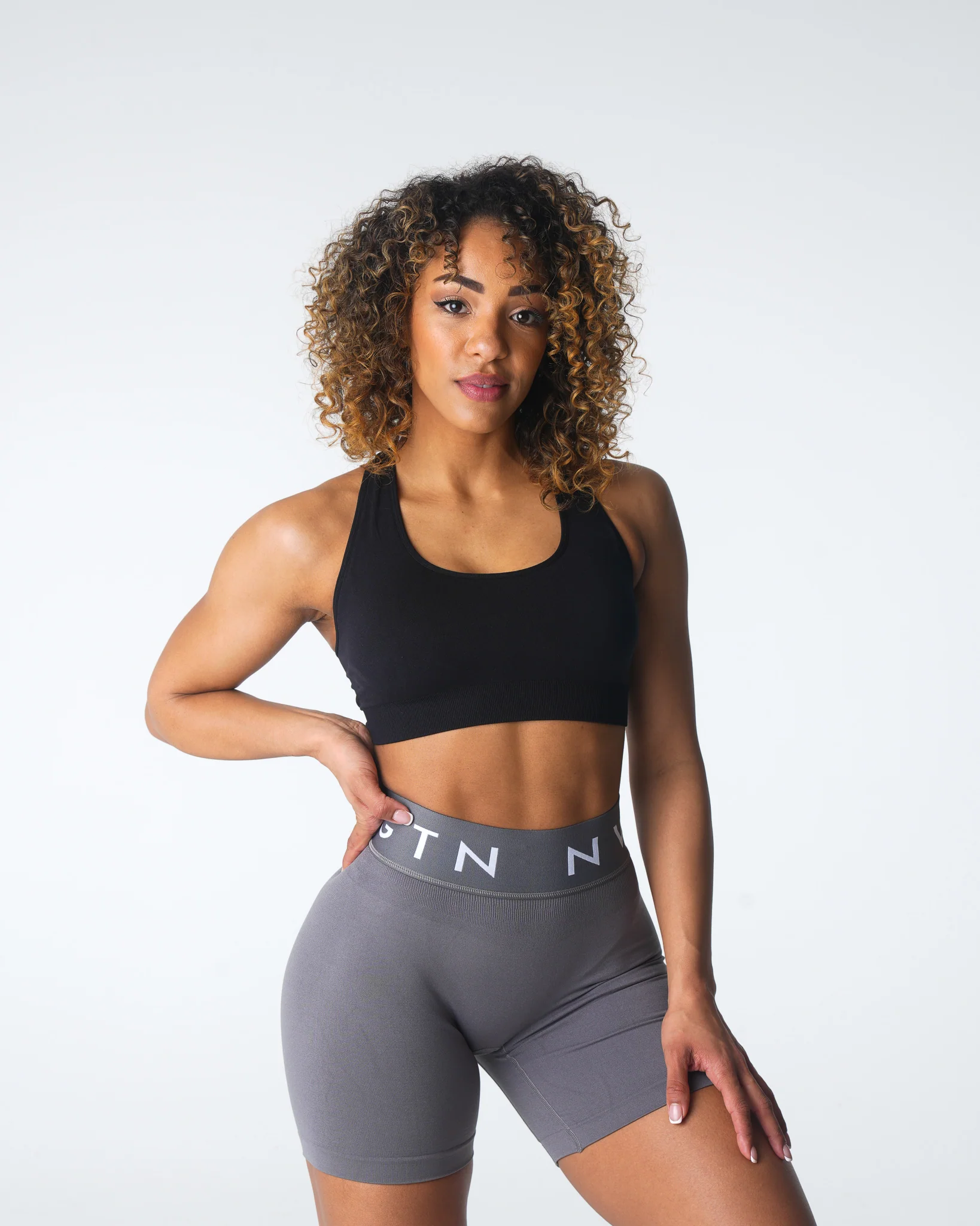 Black Inspire Seamless Bra - Image 2
