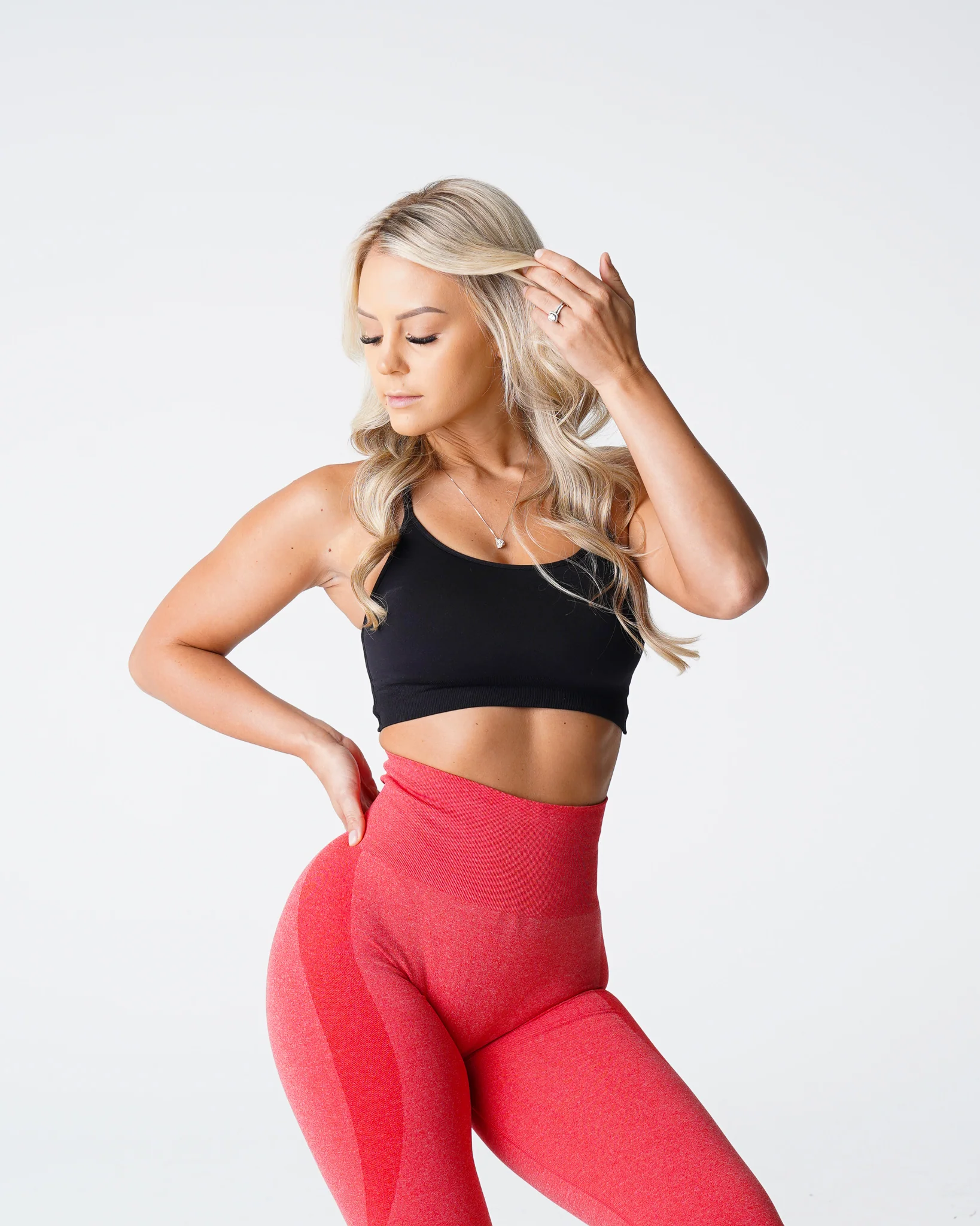 Black Invincible Seamless Bra - Image 4