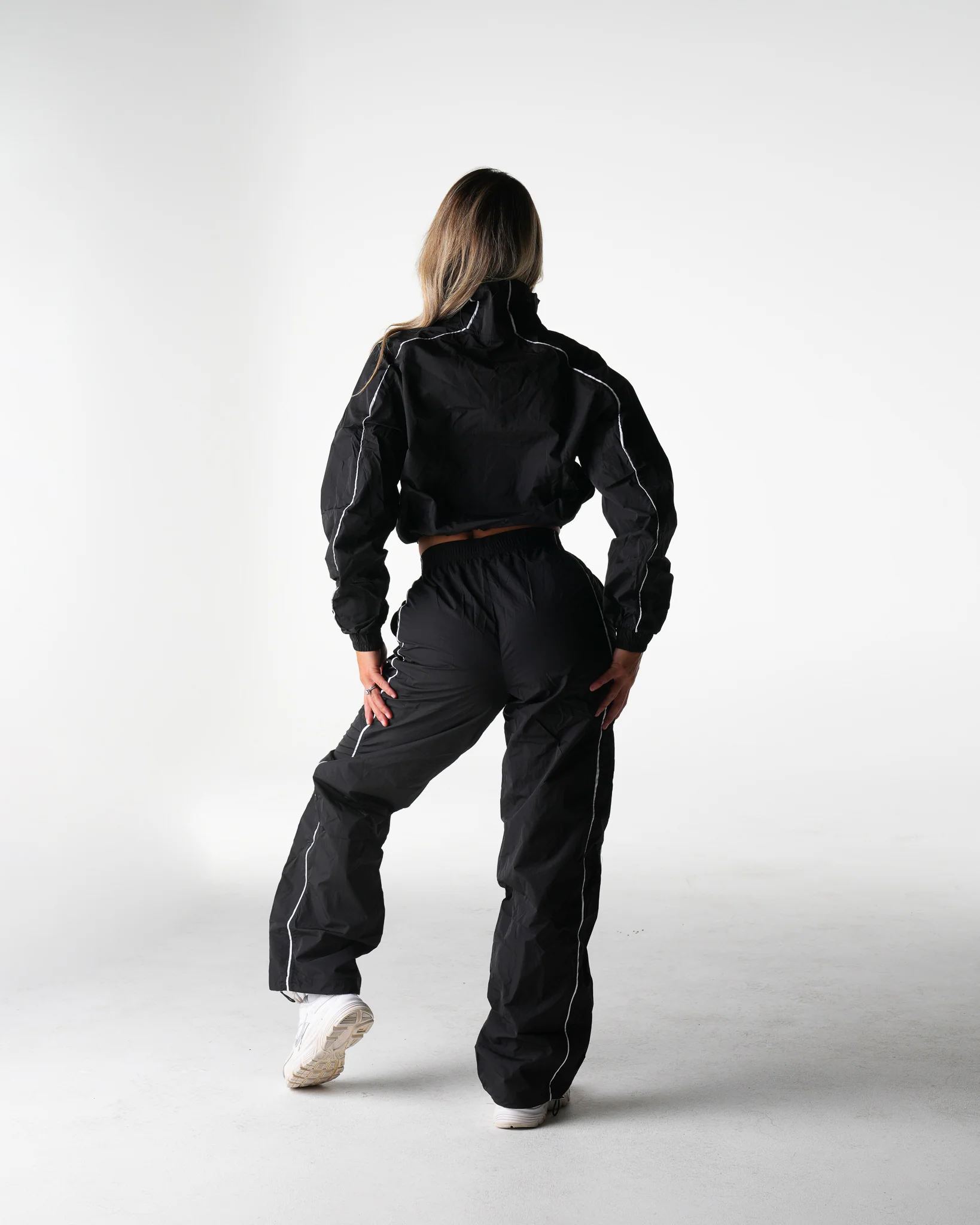Black Stride Windbreaker Jacket - Image 4