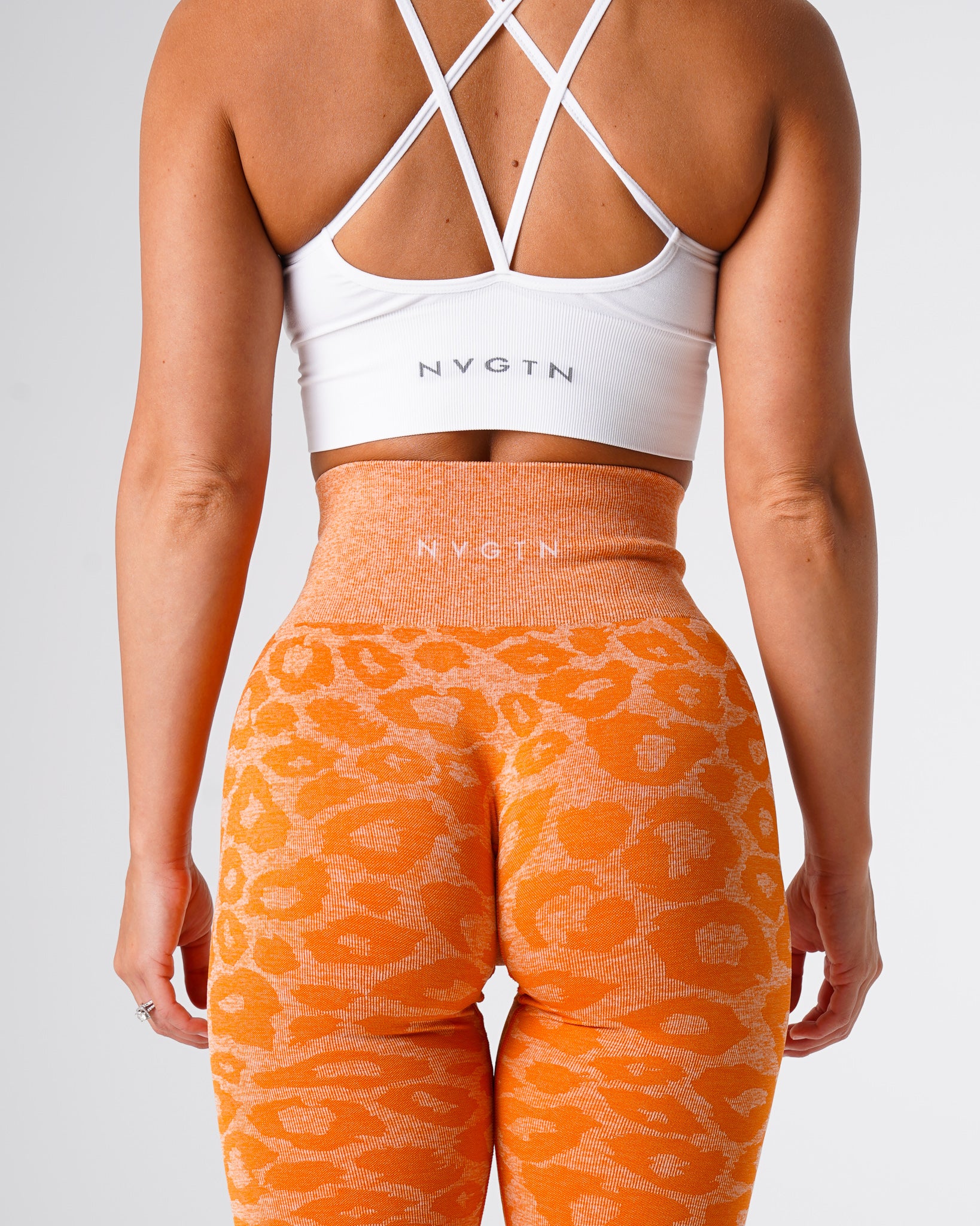 Burnt Orange Leopard Seamless Leggings - Image 2