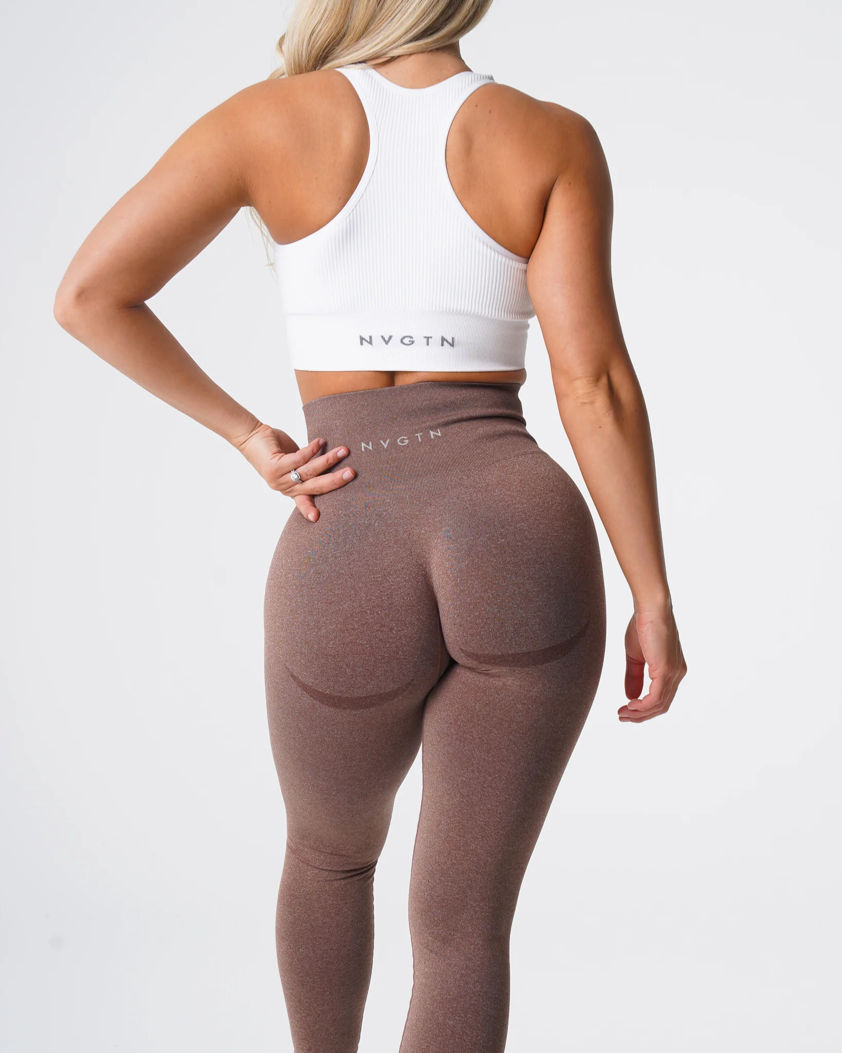Cocoa Contour Seamless Leggings - Image 3