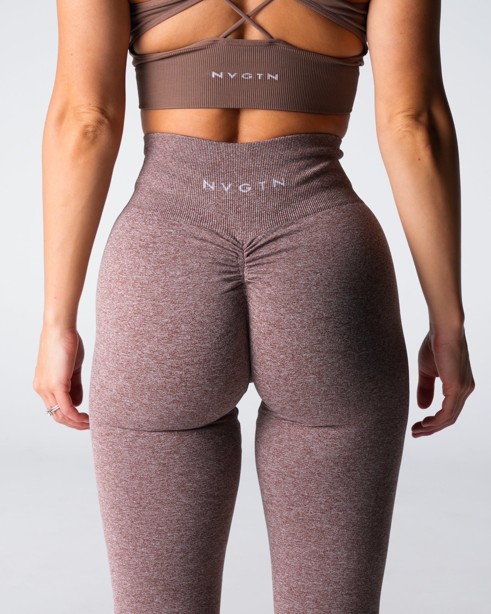 Cocoa Scrunch Seamless Leggings - Image 2