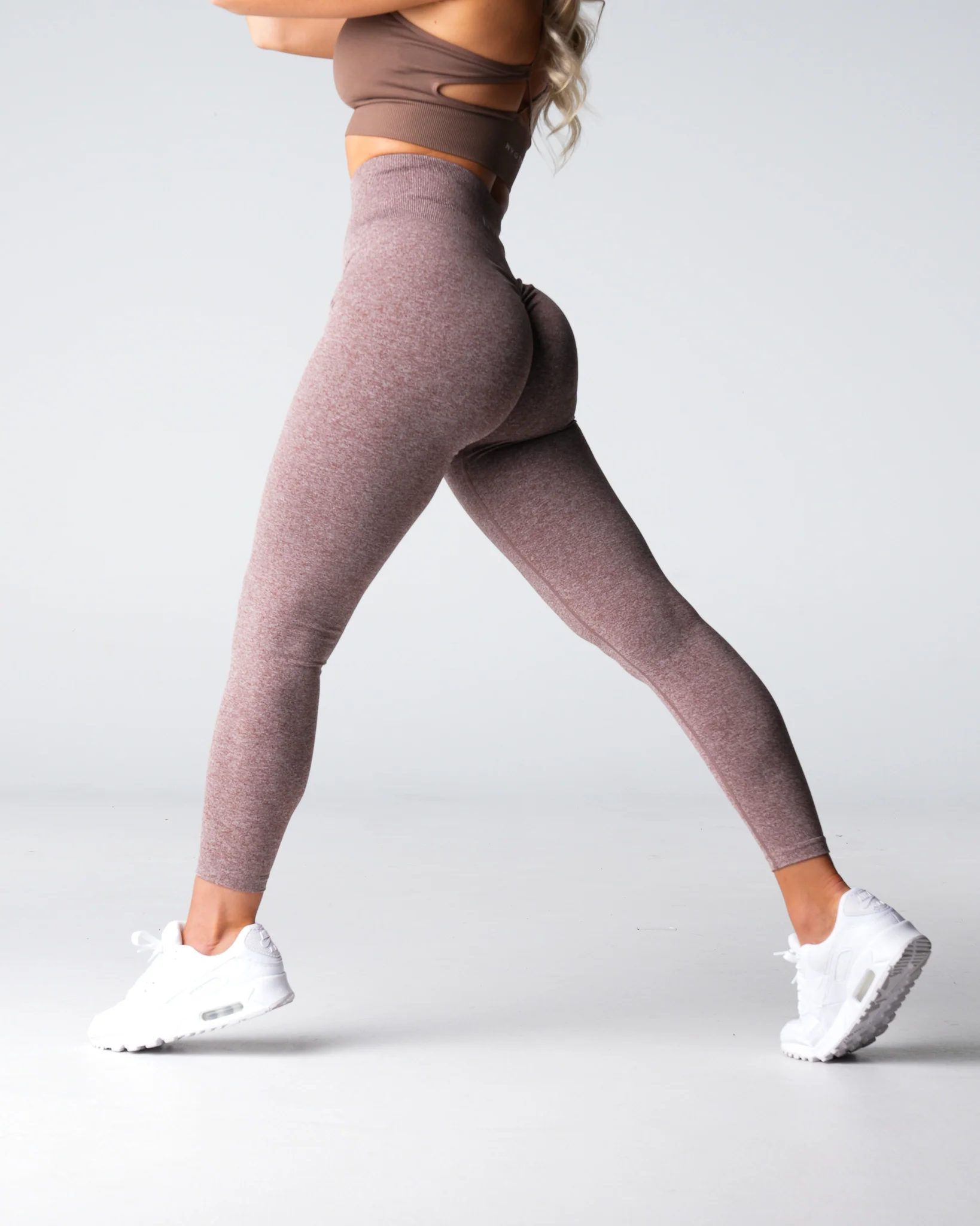 Cocoa Scrunch Seamless Leggings - Image 3