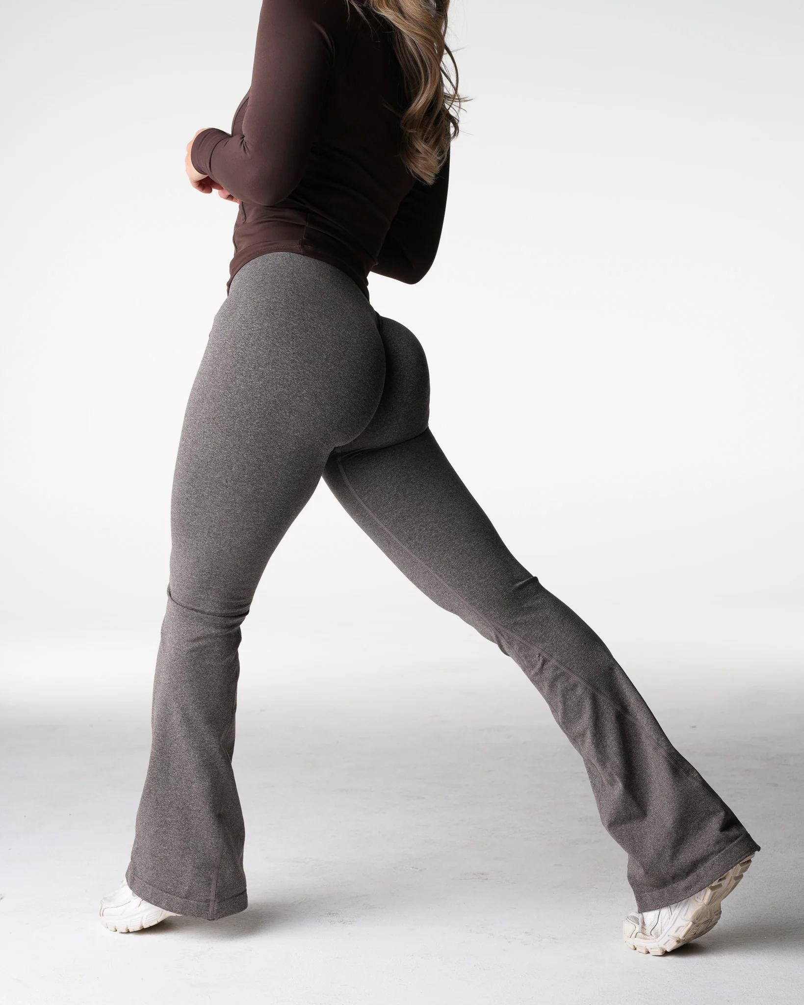 Cold Brew Iconic Seamless Flare Leggings - Image 3