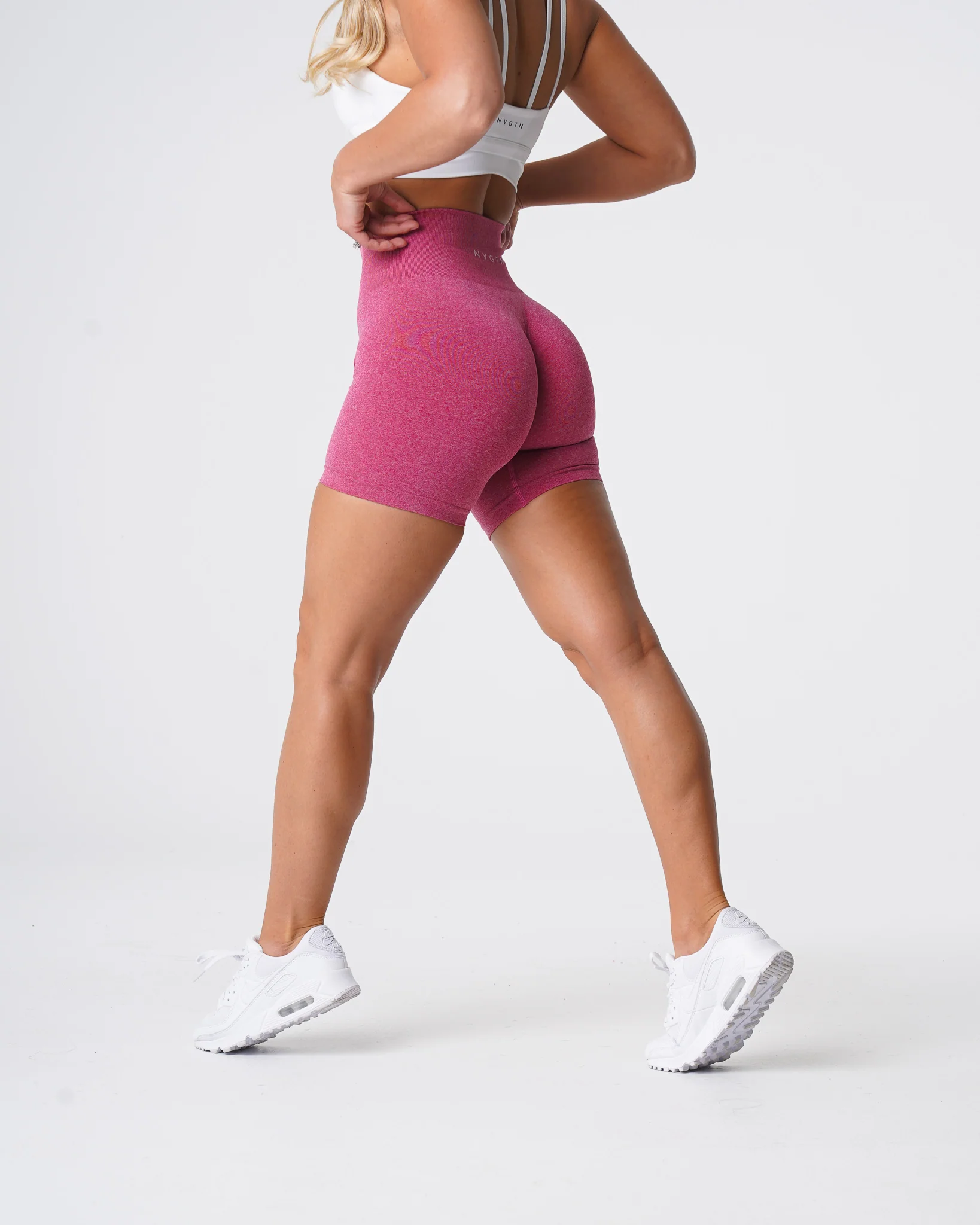 Crimson Pro Seamless Shorts - Image 4