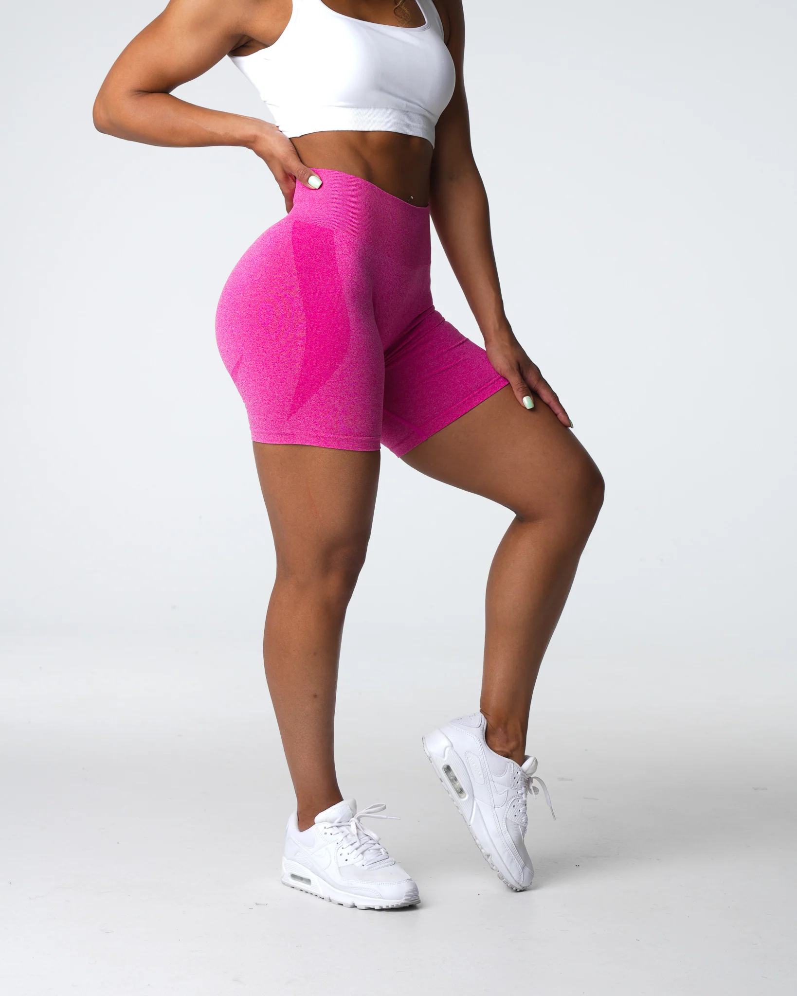 Fuchsia Contour Seamless Shorts - Image 4