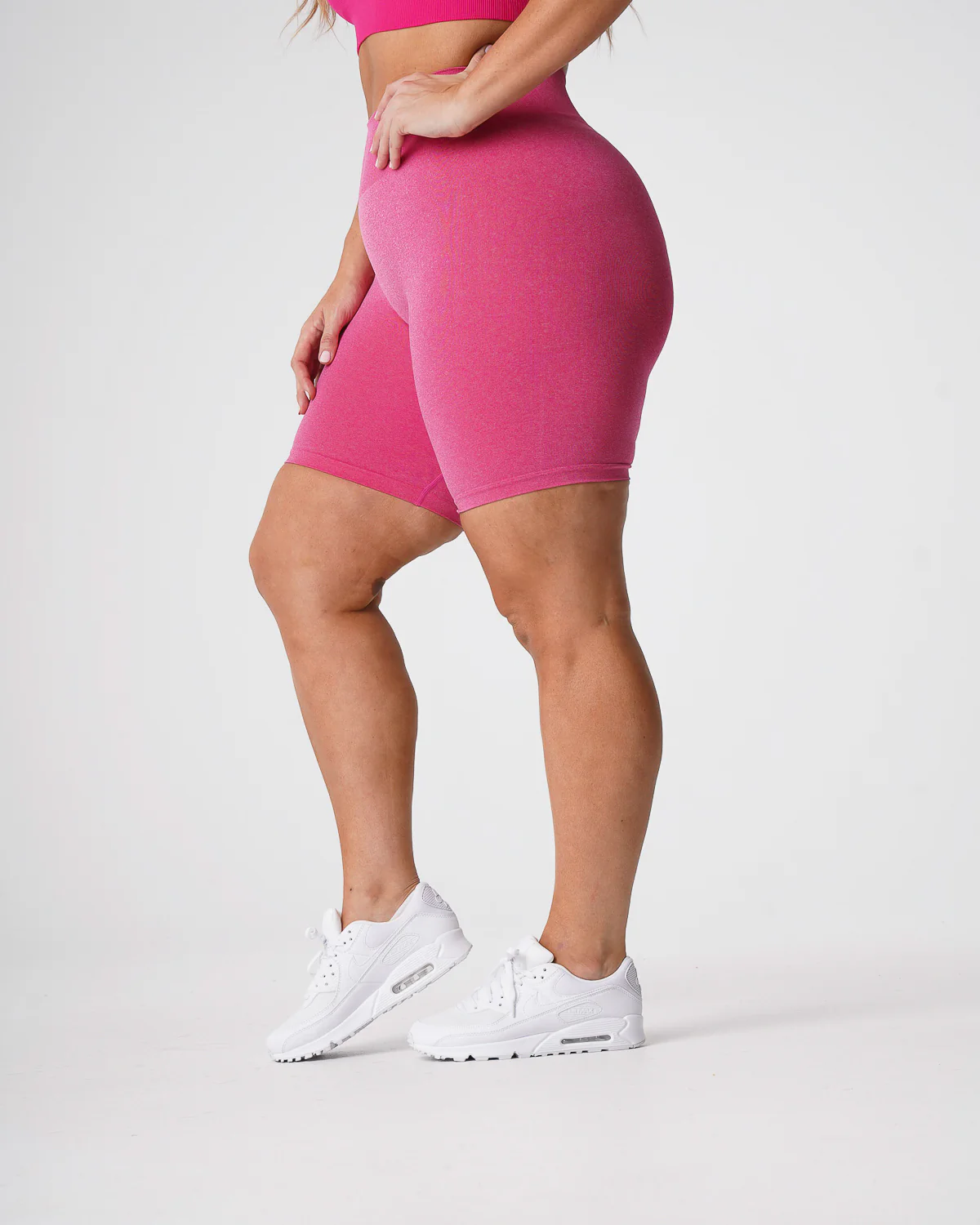Fuchsia Pro Seamless Shorts - Image 4