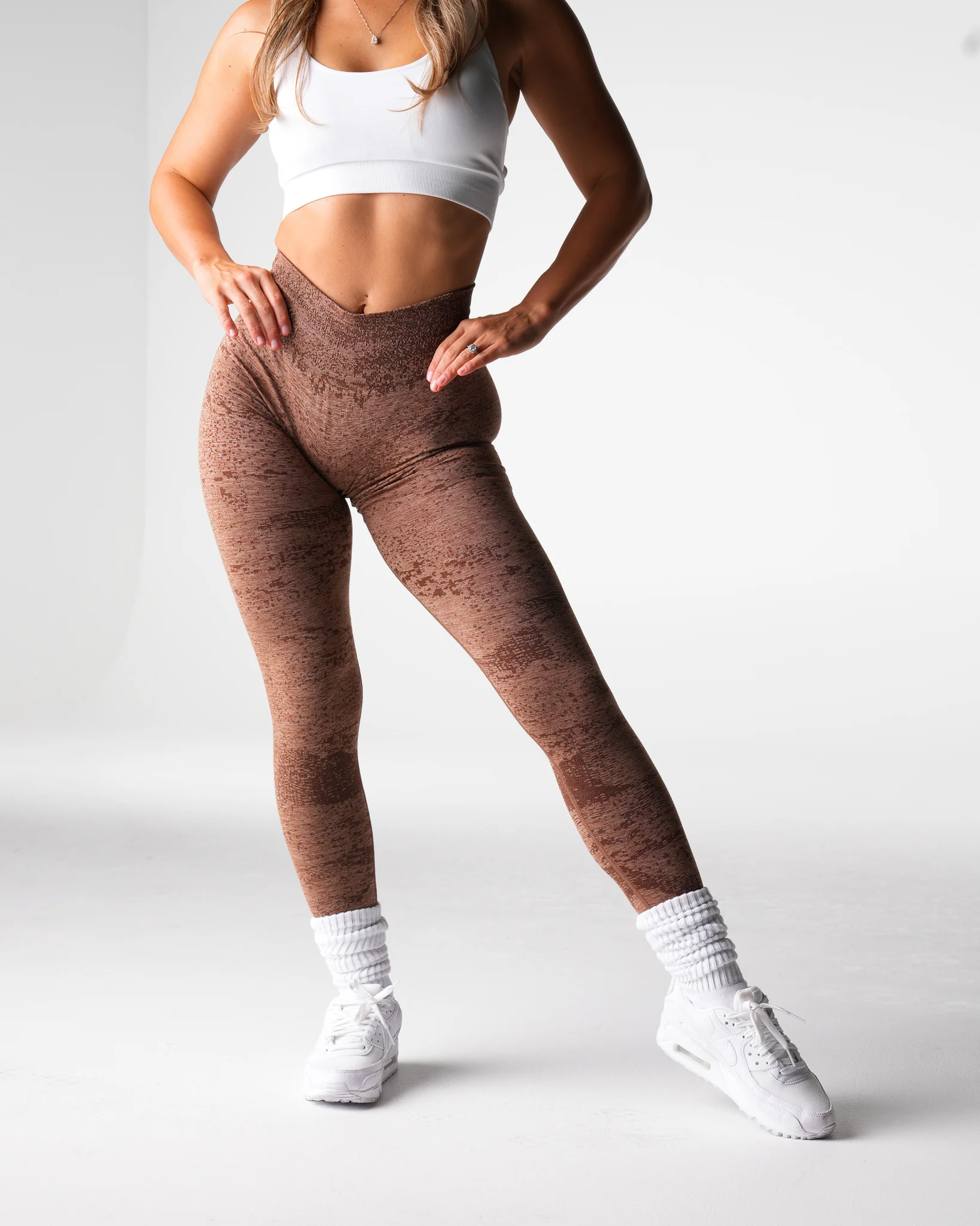 Gingerbread Digital Seamless Leggings - Image 4