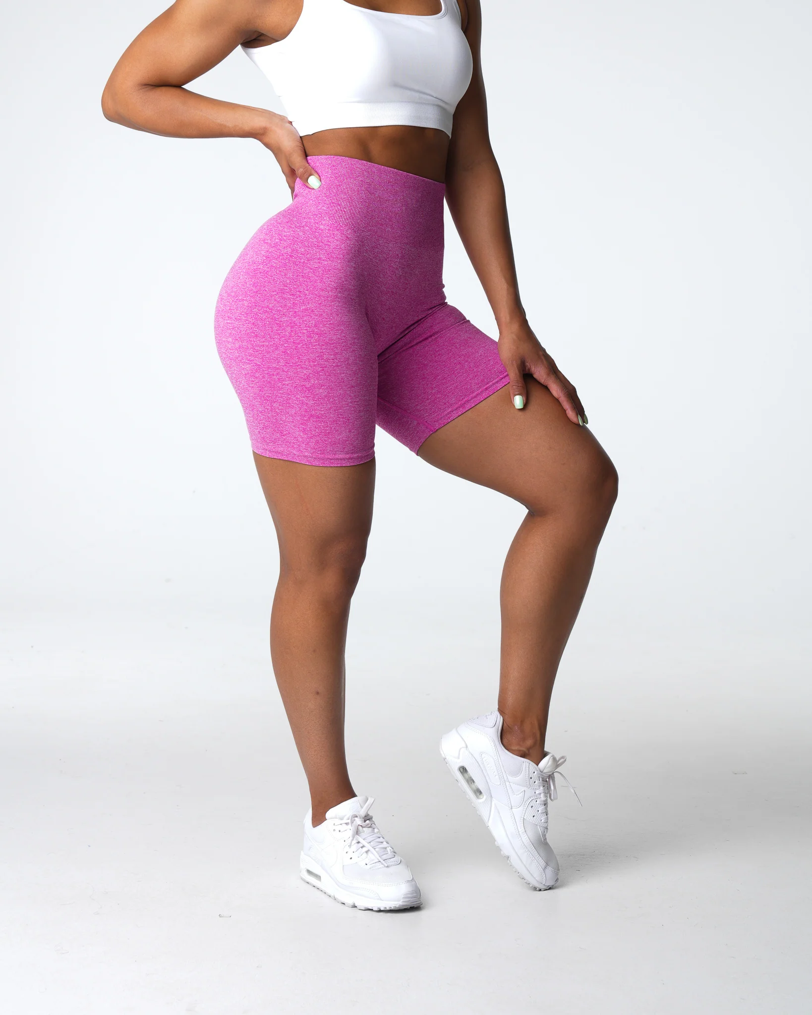 Maui Scrunch Seamless Shorts - Image 4