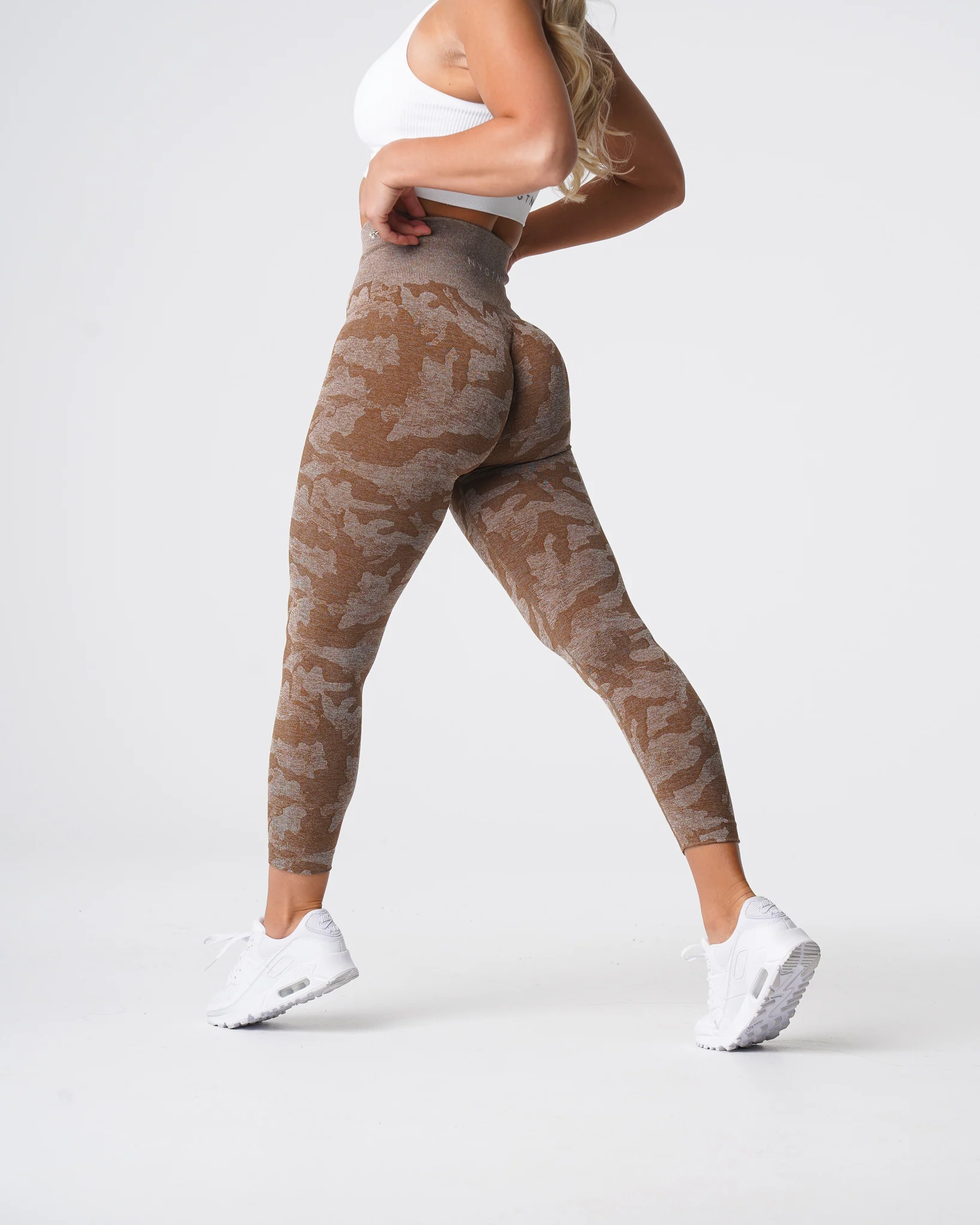 Mocha Camo Seamless Leggings - Image 4