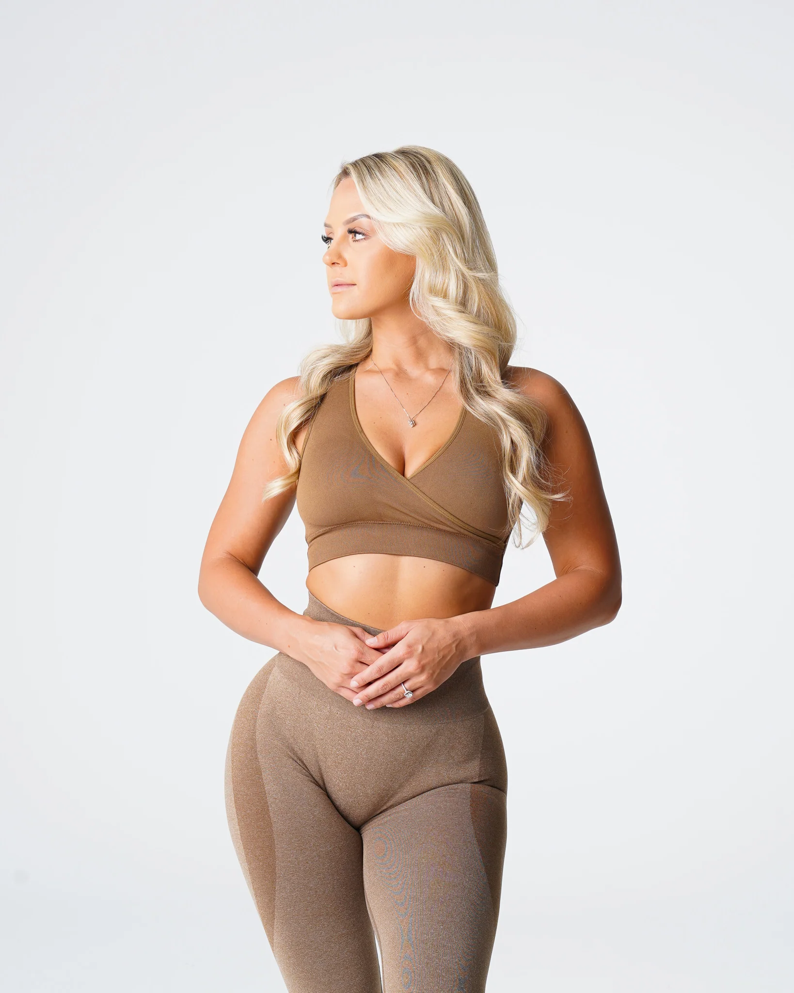 Mocha Pursuit Seamless Bra - Image 2