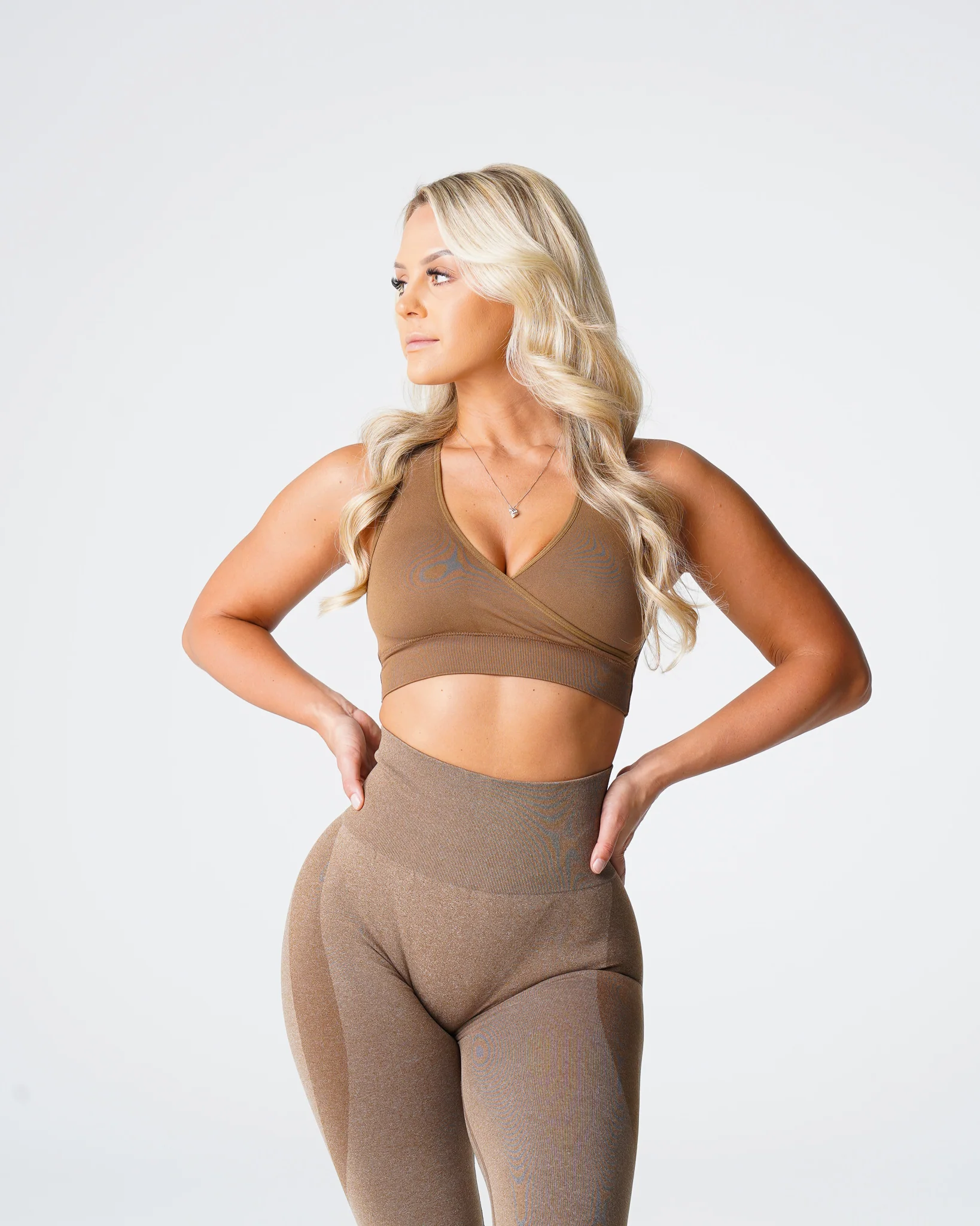 Mocha Pursuit Seamless Bra - Image 3