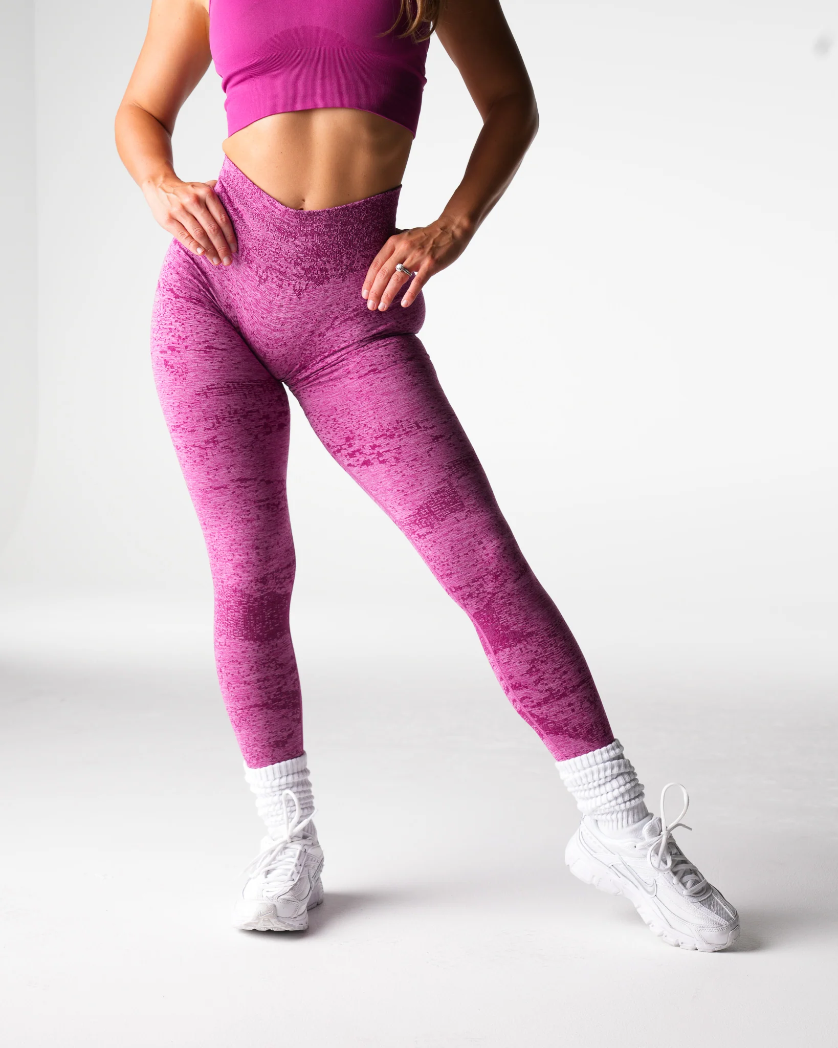 Sugarplum Digital Seamless Leggings - Image 4