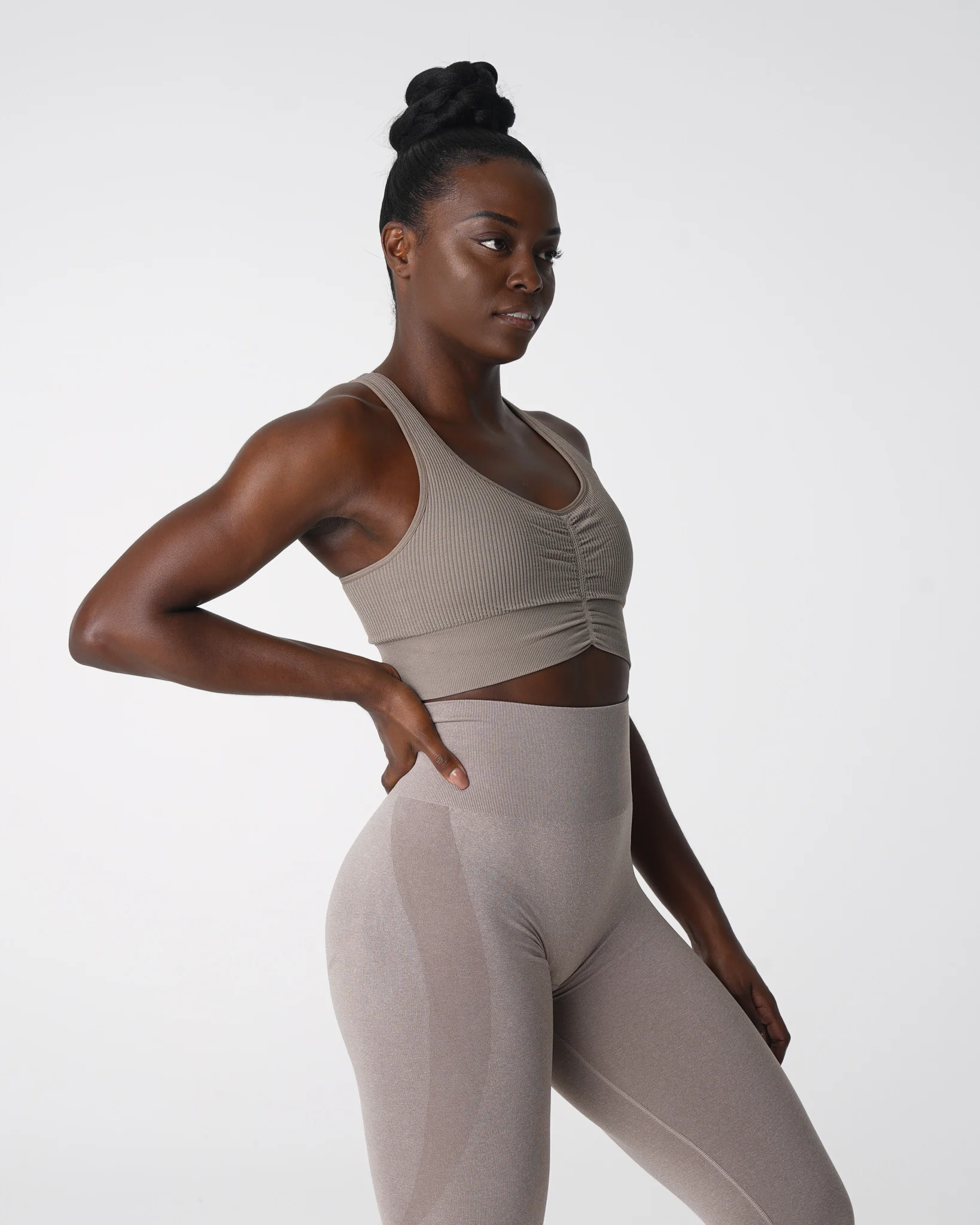Taupe Cinched Seamless Bra - Image 4