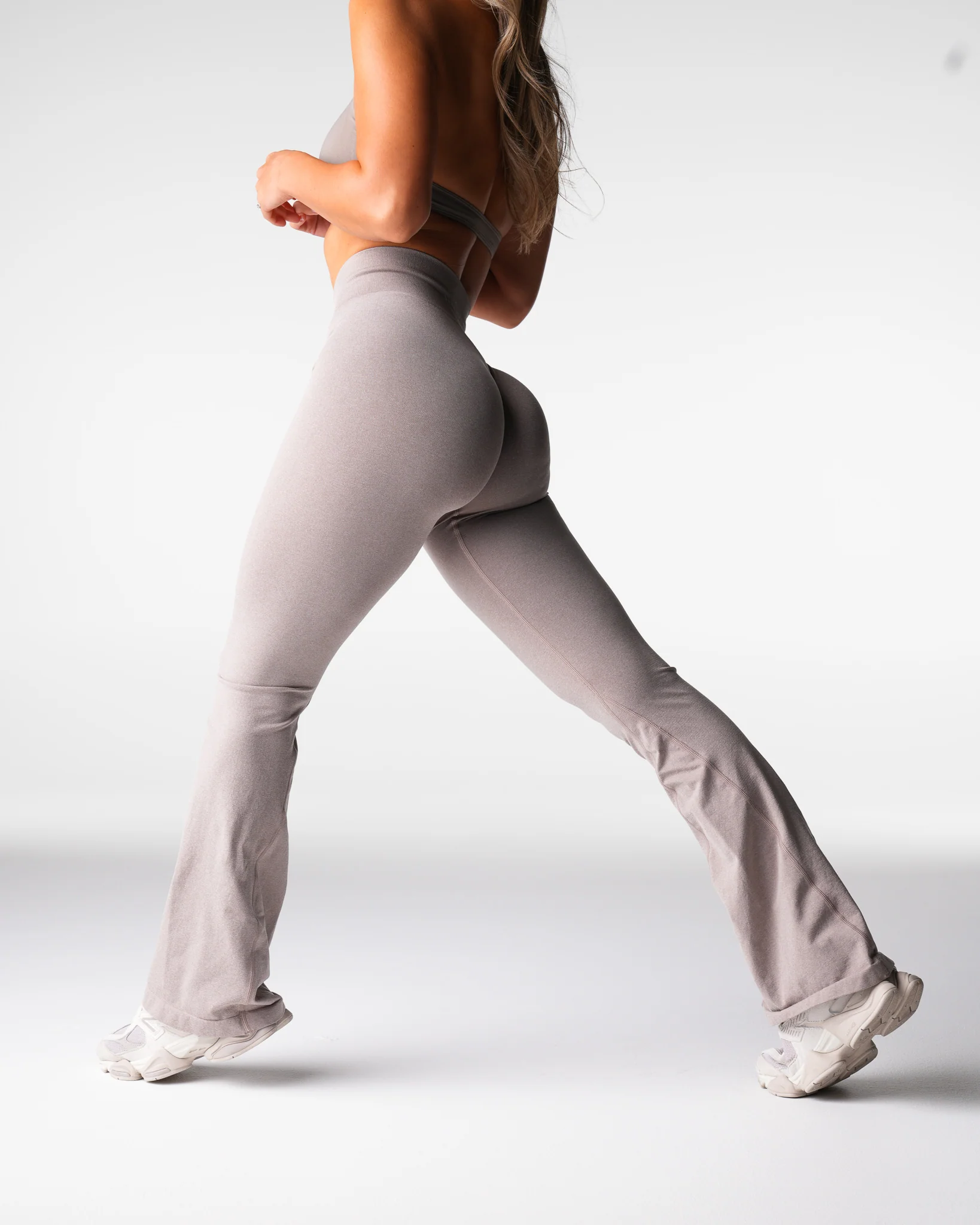 Taupe Tall Iconic Seamless Flare Leggings - Image 3