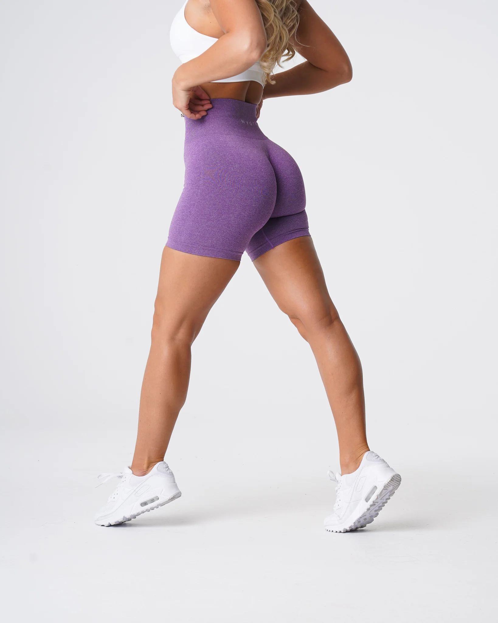 Violet Pro Seamless Shorts - Image 4