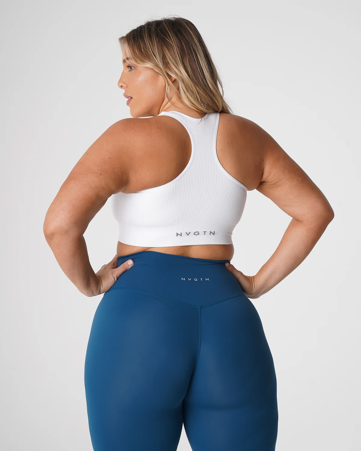 White Cinched Seamless Bra - Image 3